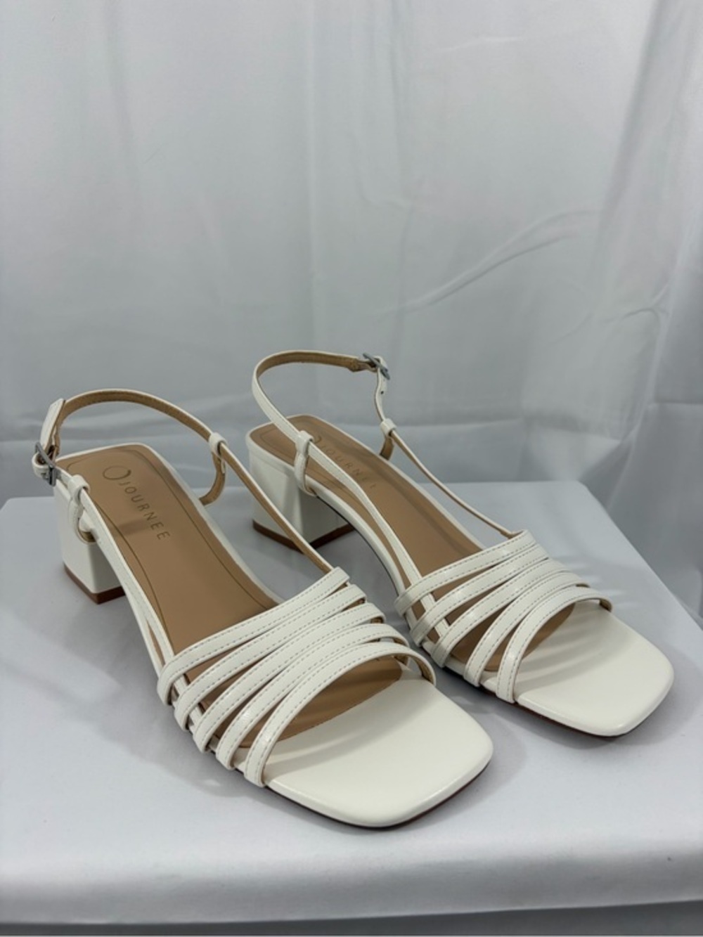NWT Journee Collection Women’s Size 10 White Multi-Strap Block Heel Sandals